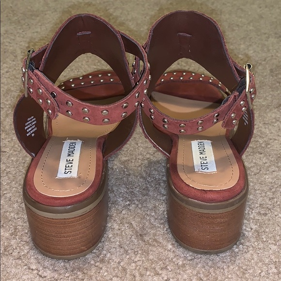 Steve Madden Gila studded sandals - Picture 7 of 7